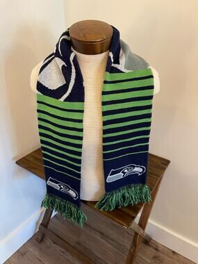 Seattle Seahawks Scarf Knit Winter Neck Double Sided Big Team Logo